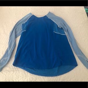 GUC Lululemon blue fleece sweatshirt